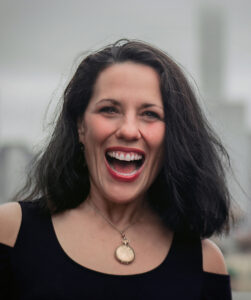 Headshot of Darcy Dunn
